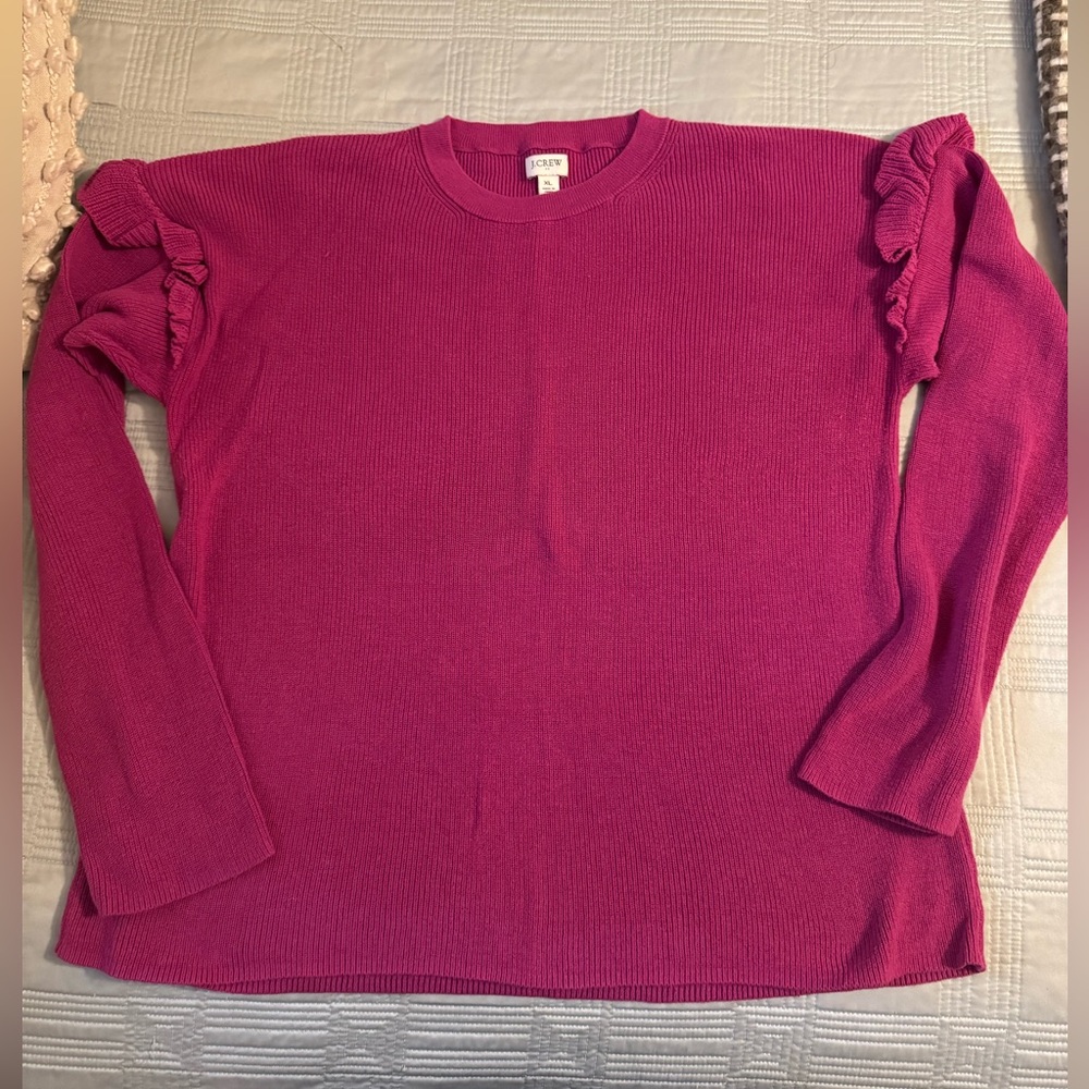 J. Crew Factory Women's Sweater in Magenta. Size xl. Good condition.